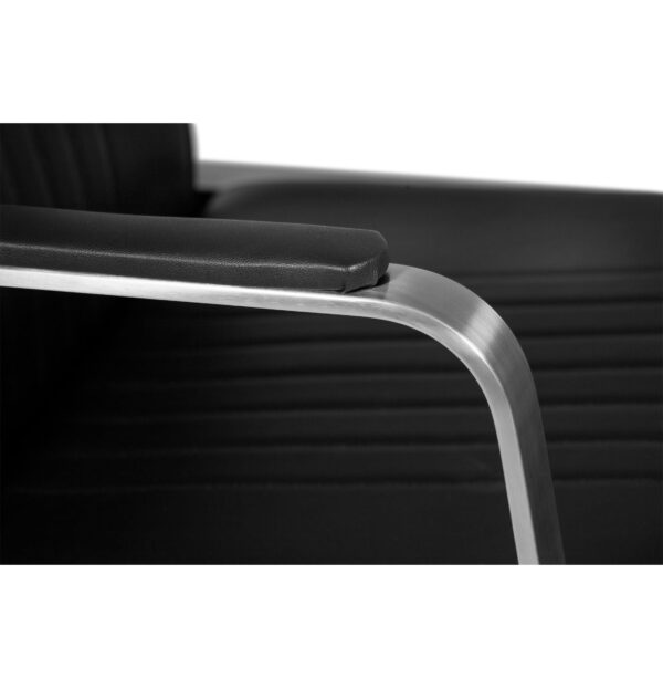 Barber Chair New Amsterdam Zijkant Armsteun Focussed